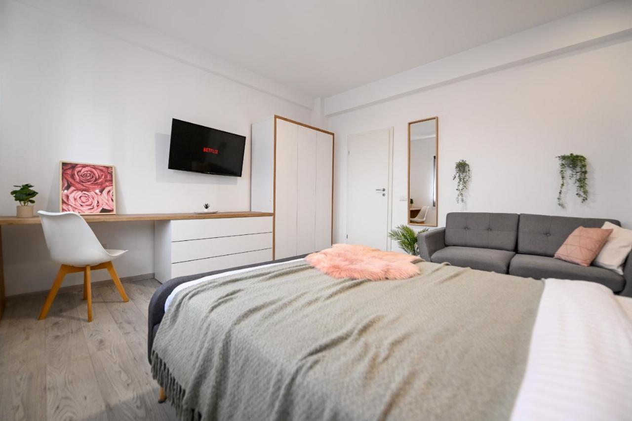 Splendid 2Br Apartment With Breathtaking Views Of Casa Poporului Bucarest Extérieur photo