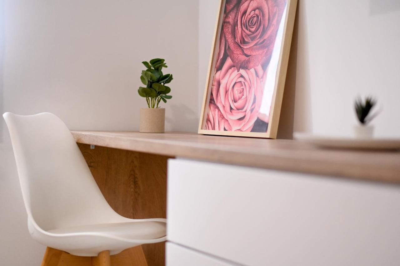 Splendid 2Br Apartment With Breathtaking Views Of Casa Poporului Bucarest Extérieur photo